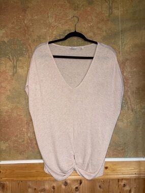 Reitmans ~ Cream Front Knot Tee